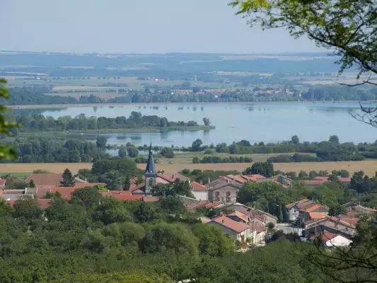 Lac de Madine in Lothringen (Lorraine) in Frankreich
