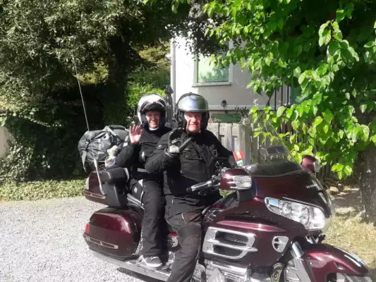 Startklar für Motorradtouren in der prachtvollen Gegend in Südfrankreich
