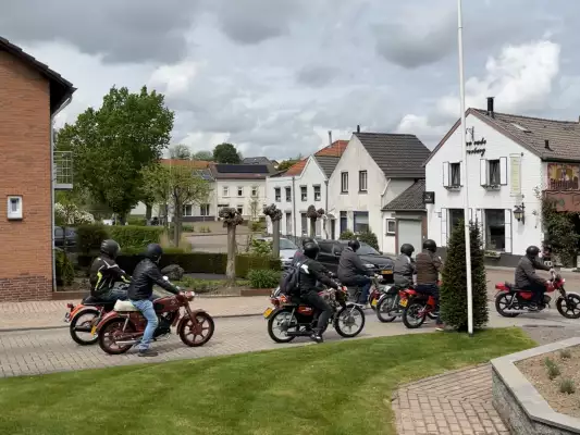 Startklar für eine Motorradtour in Limburg