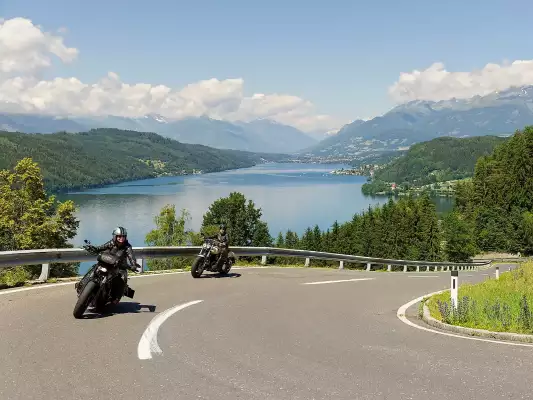 Herrlich motorradfahren rundum dem Millstätter See in Kärnten in Österreich